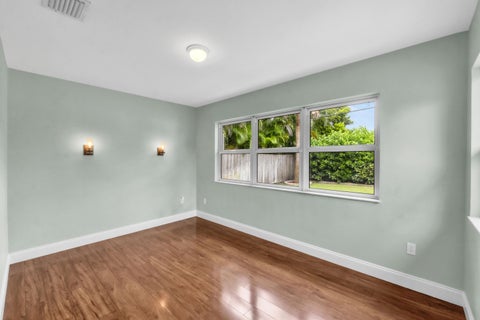Tiny photo for 731 NE 49TH Street, Oakland Park, FL 33334 (MLS # B26087622)