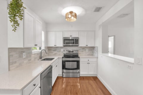 Tiny photo for 731 NE 49TH Street, Oakland Park, FL 33334 (MLS # B26087622)