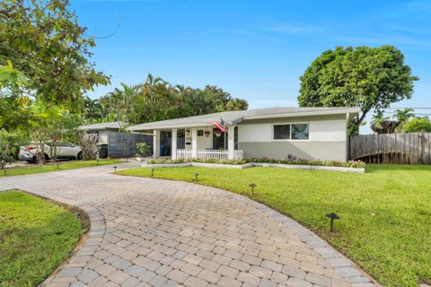 Tiny photo for 731 NE 49TH Street, Oakland Park, FL 33334 (MLS # B26087622)