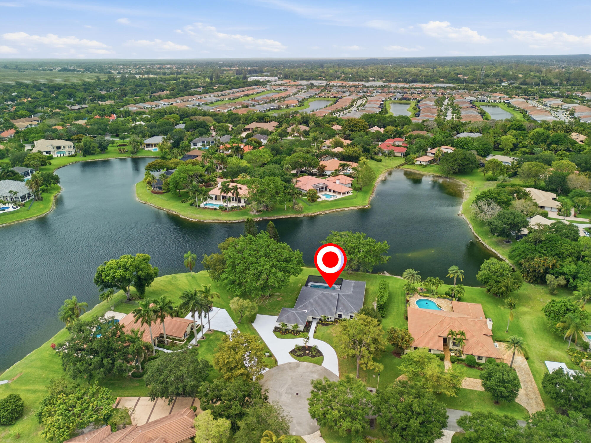 PARKLAND LAKES - Residential