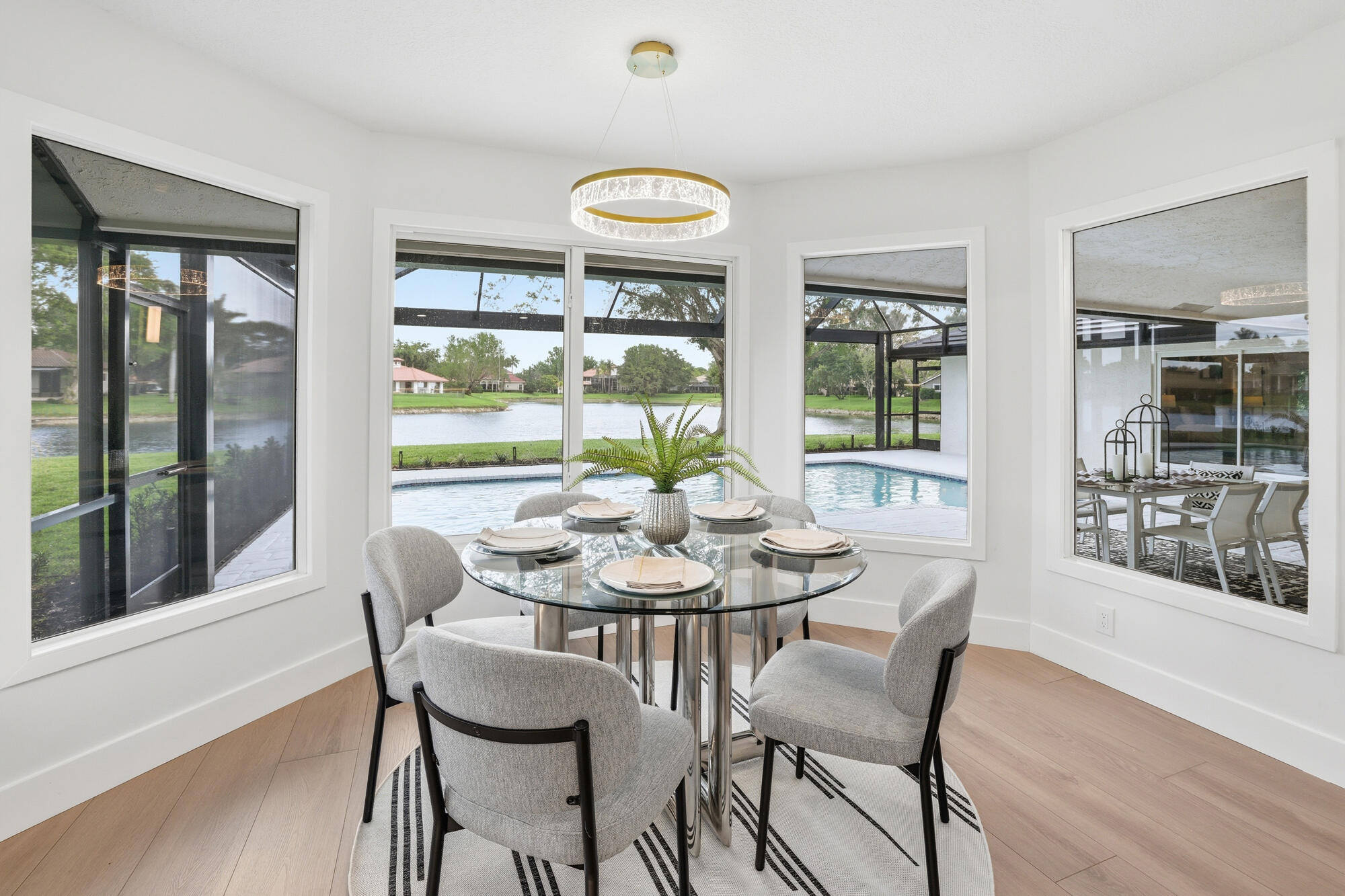 PARKLAND LAKES - Residential