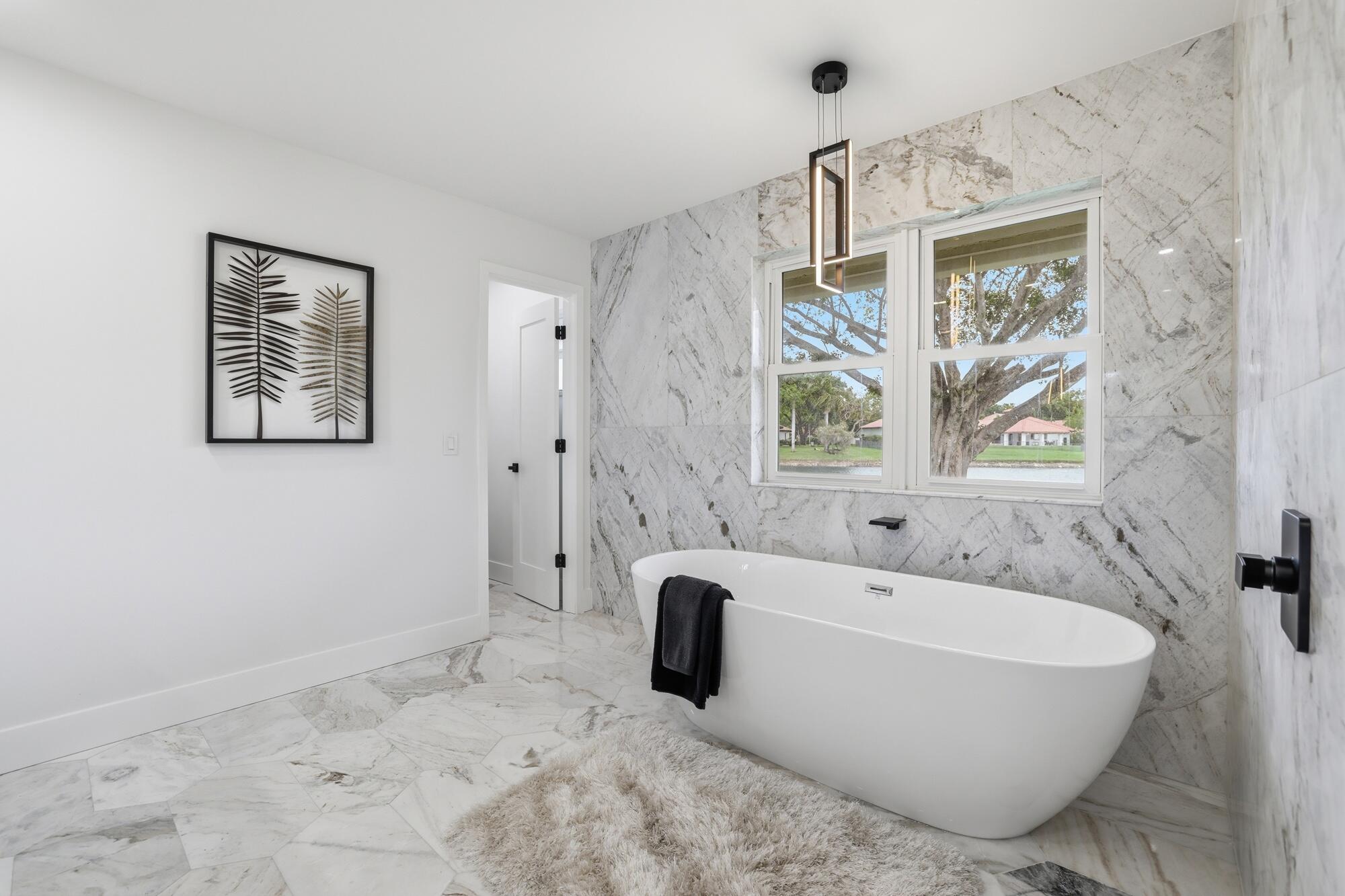 PARKLAND LAKES - Residential
