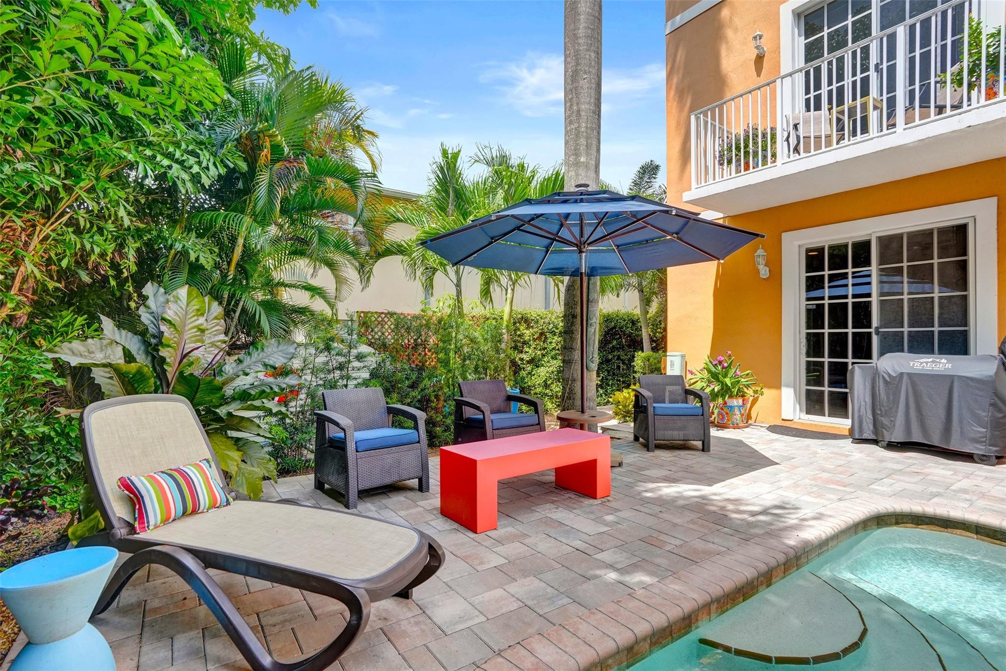624 NE 29 Drive Townhomes - Residential