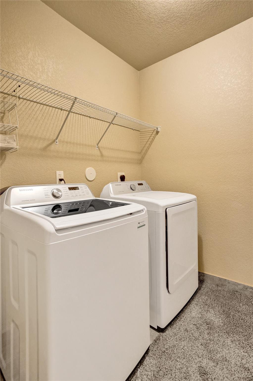 624 NE 29 Drive Townhomes - Residential