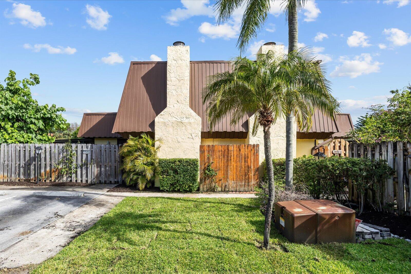 CEDAR GARDENS TOWNHOUSES - Residential