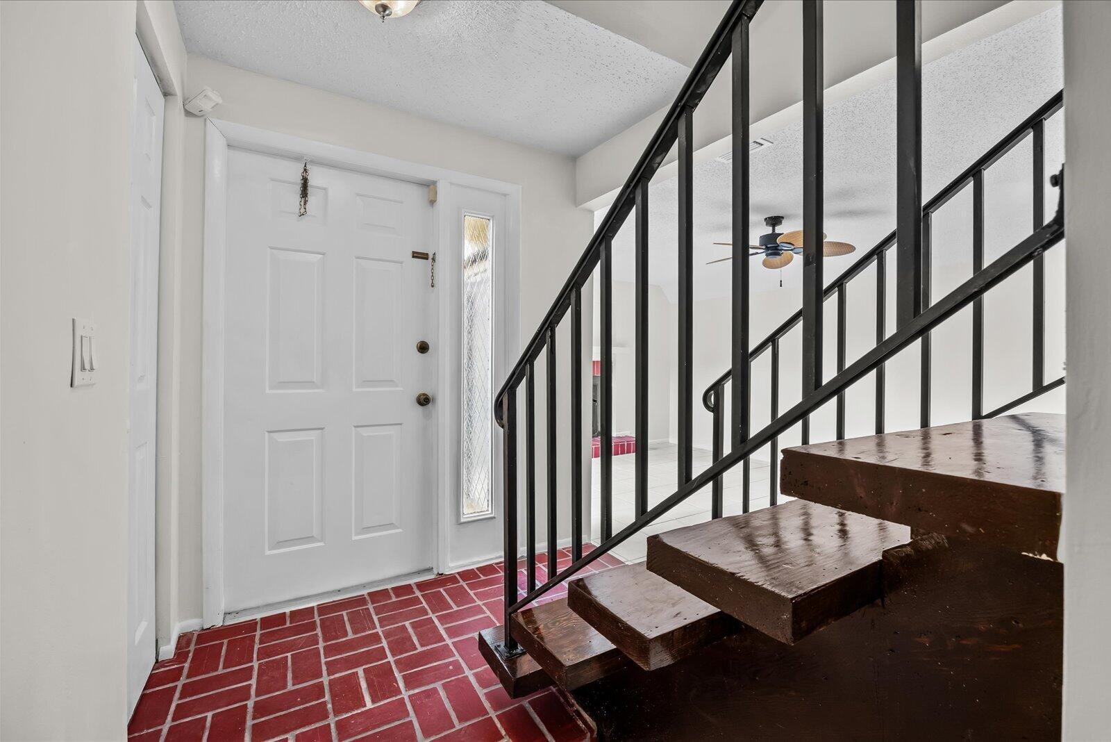 CEDAR GARDENS TOWNHOUSES - Residential