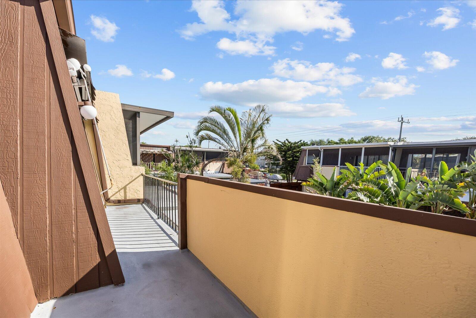 CEDAR GARDENS TOWNHOUSES - Residential