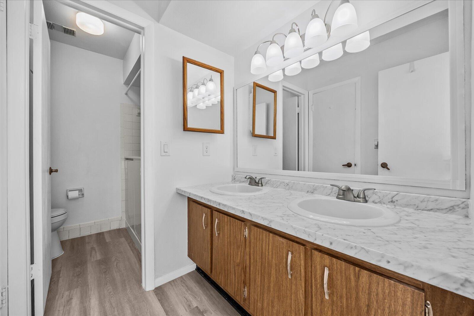 CEDAR GARDENS TOWNHOUSES - Residential