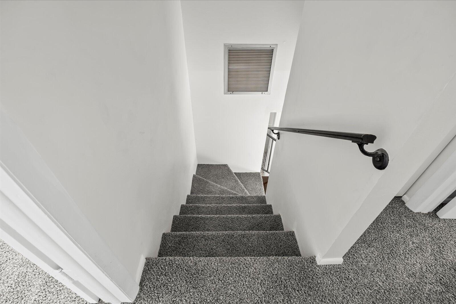 CEDAR GARDENS TOWNHOUSES - Residential