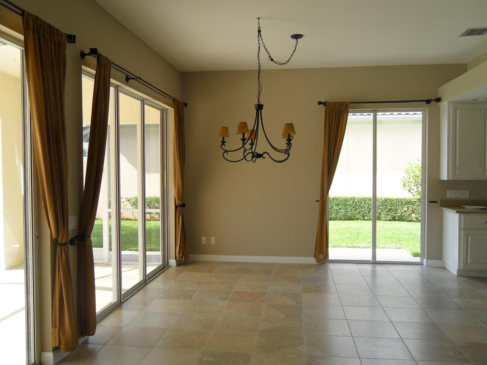 VILLAGEWALK OF WELLINGTON - Residential Lease