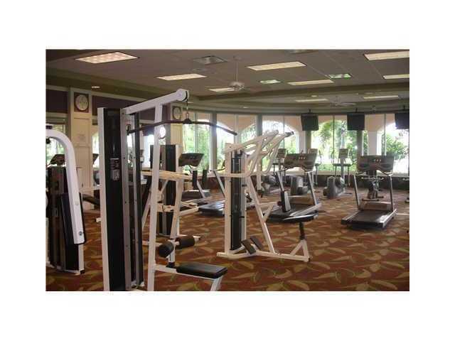 VILLAGEWALK OF WELLINGTON - Residential Lease