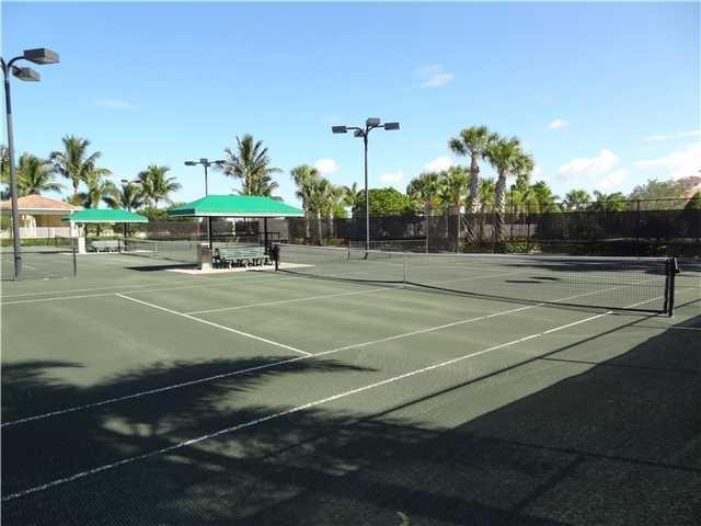VILLAGEWALK OF WELLINGTON - Residential Lease