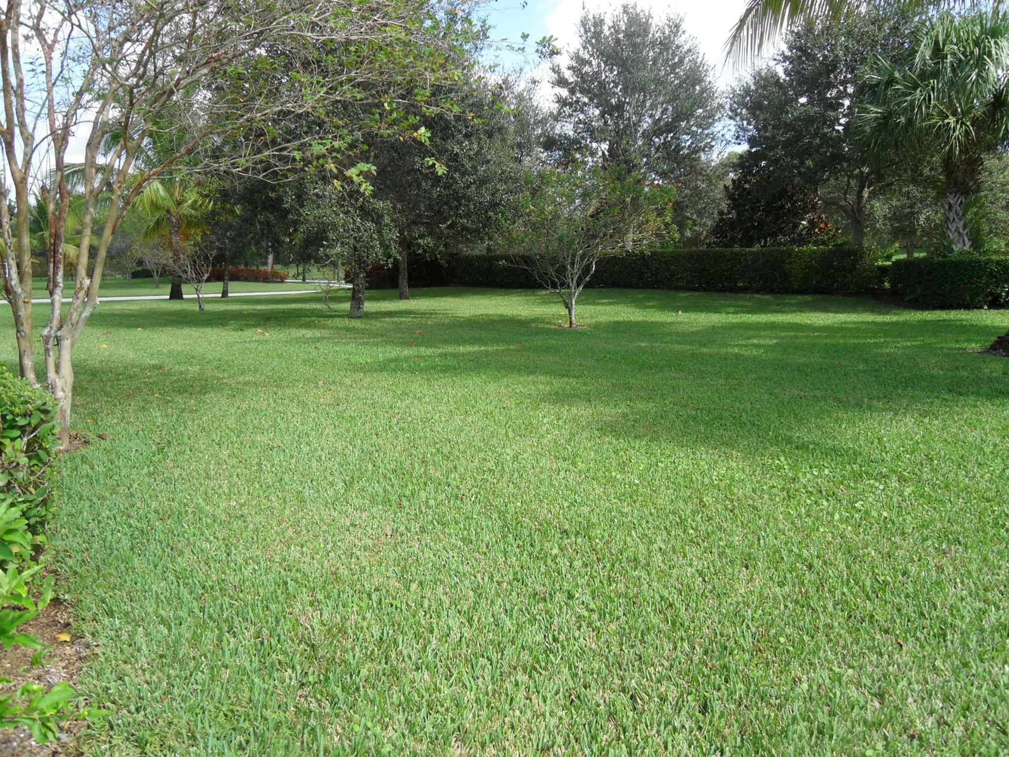 VILLAGEWALK OF WELLINGTON - Residential Lease