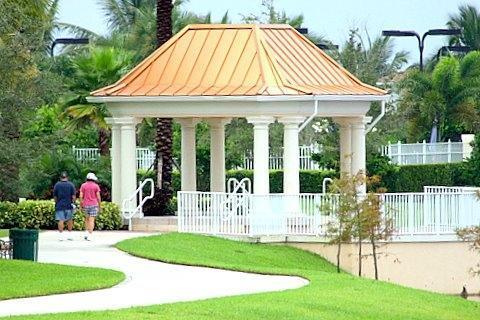 VILLAGEWALK OF WELLINGTON - Residential Lease