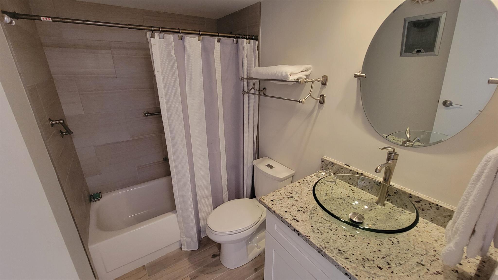 LAKE COLONY APTS THREE IN - Residential Lease
