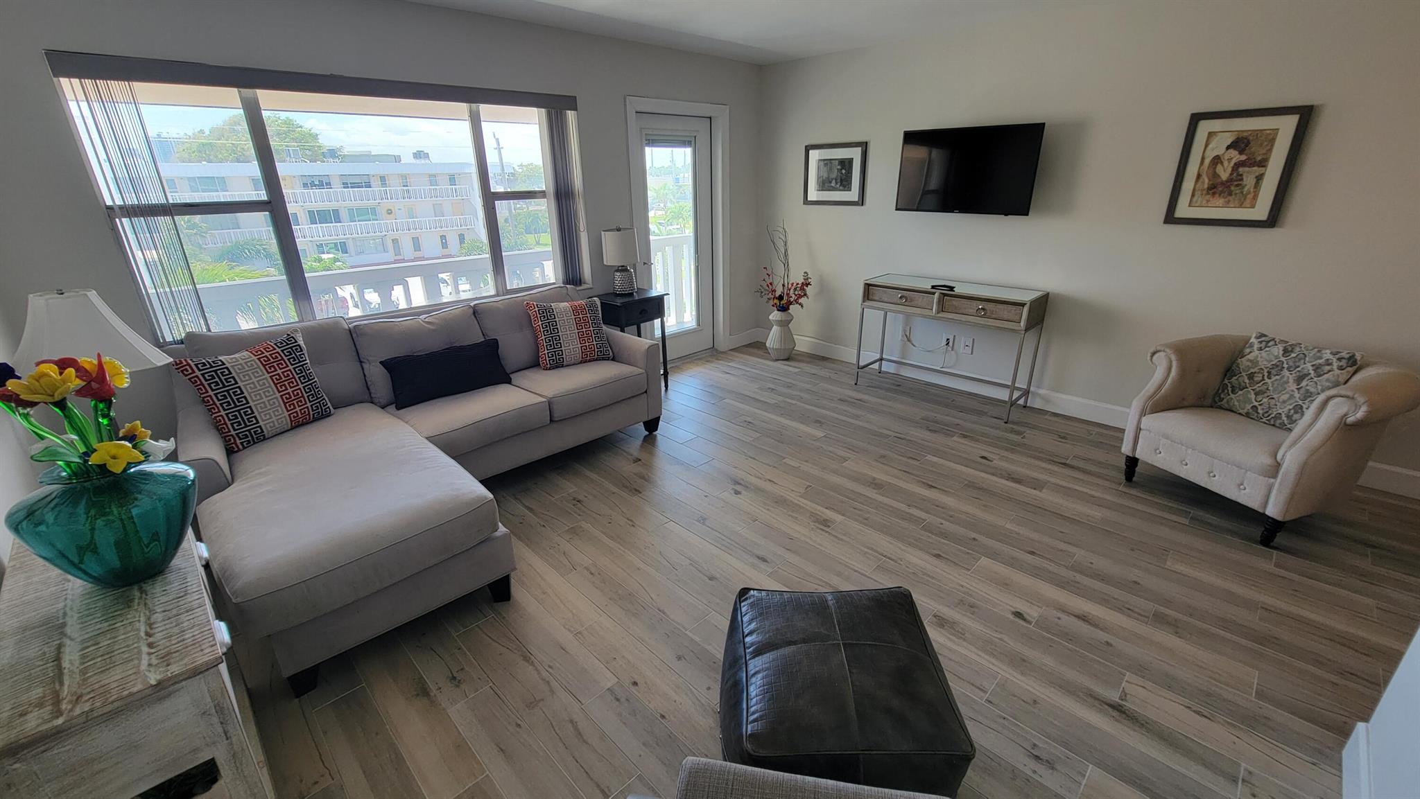LAKE COLONY APTS THREE IN - Residential Lease