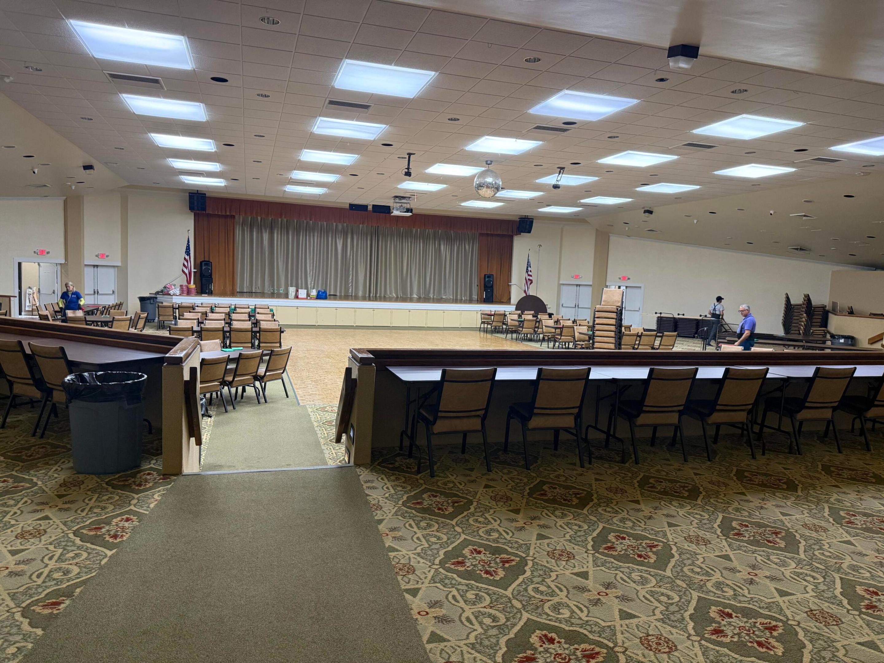 Sunrise Lakes Phase 4 Bldg 157-304 Linda Lessard - Residential