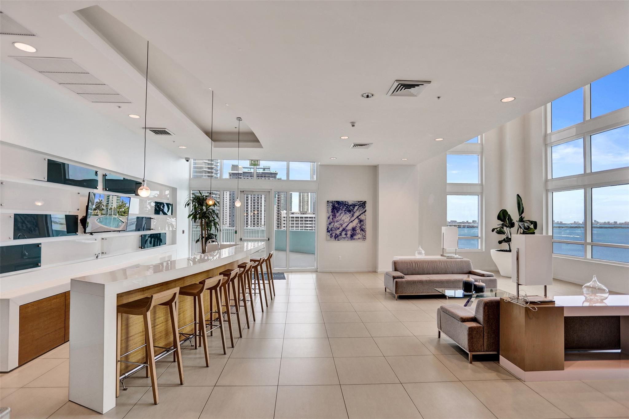 Quantum on The Bay - Residential
