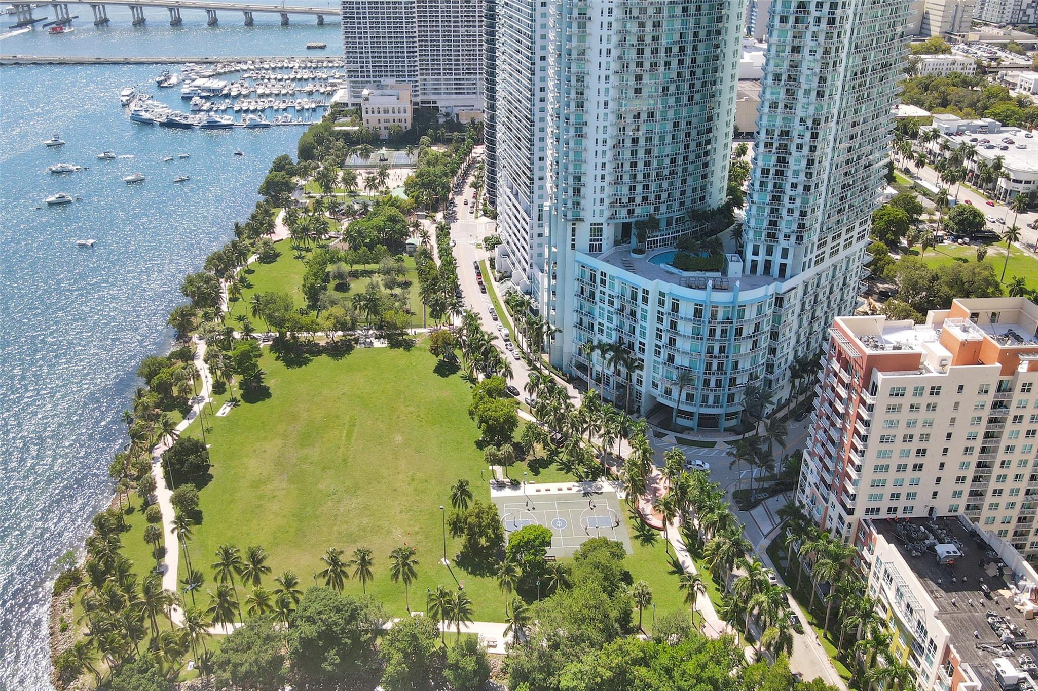 Quantum on The Bay - Residential