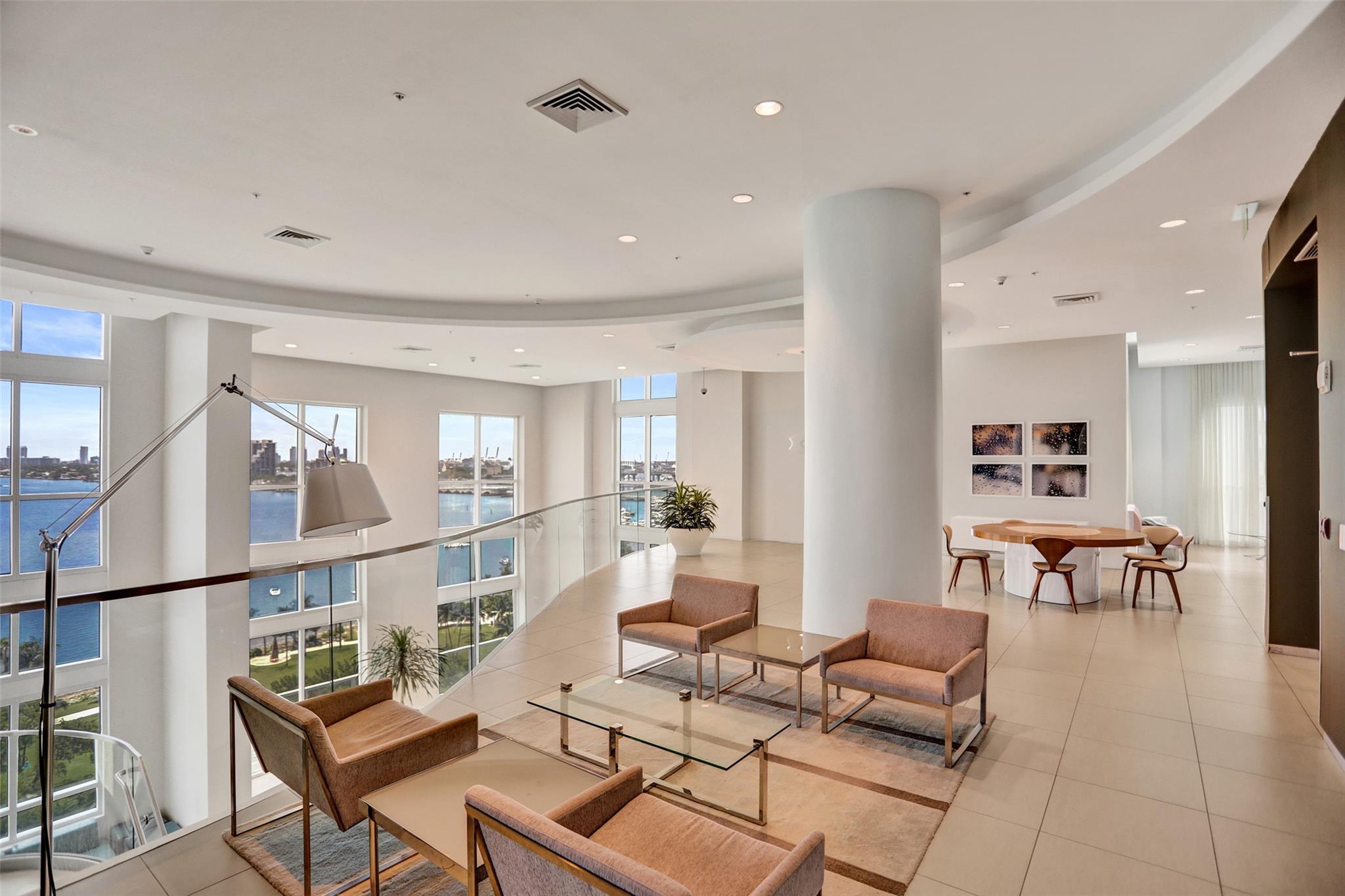 Quantum on The Bay - Residential
