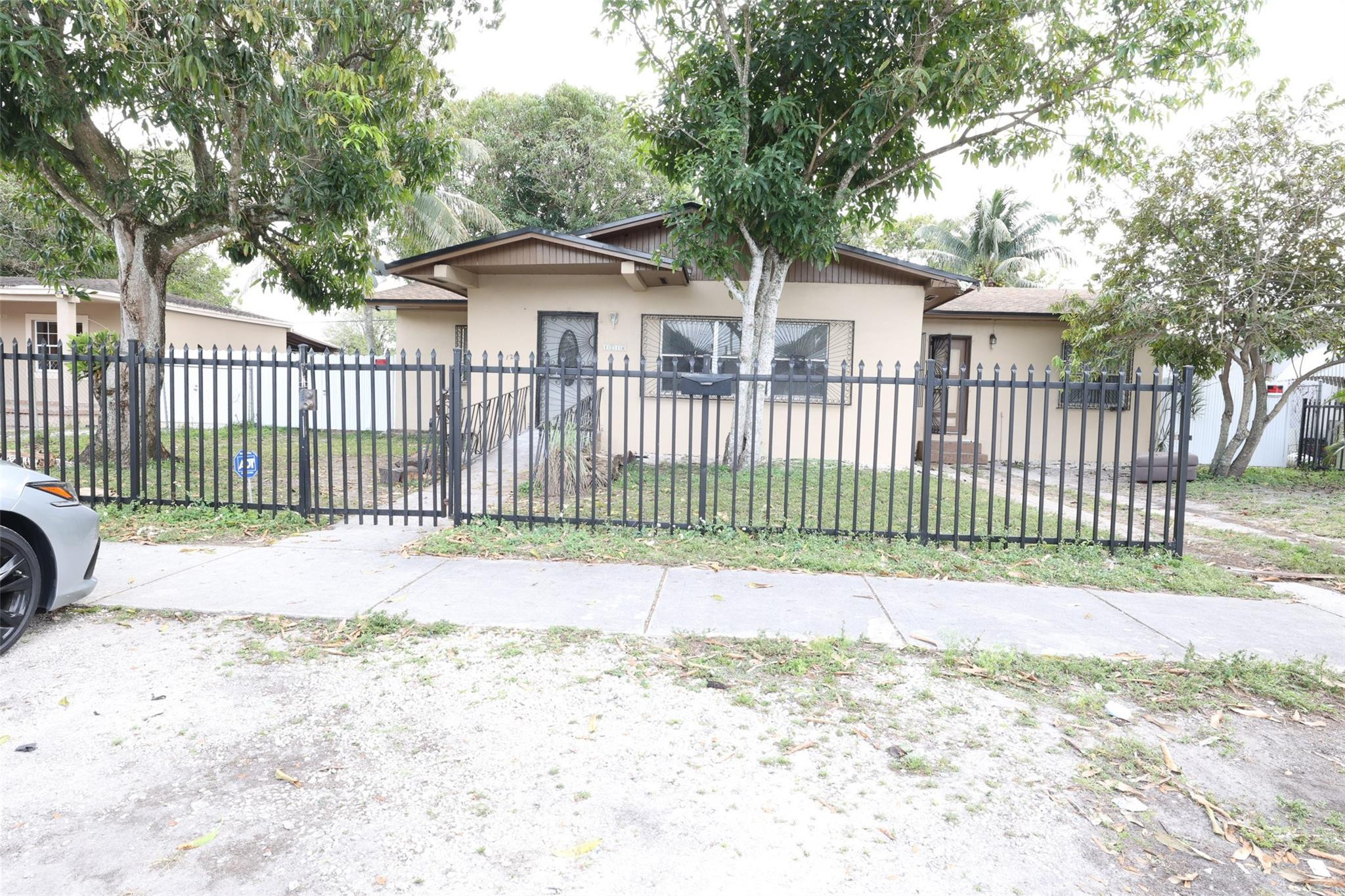 Opa Locka 01 - Residential Lease