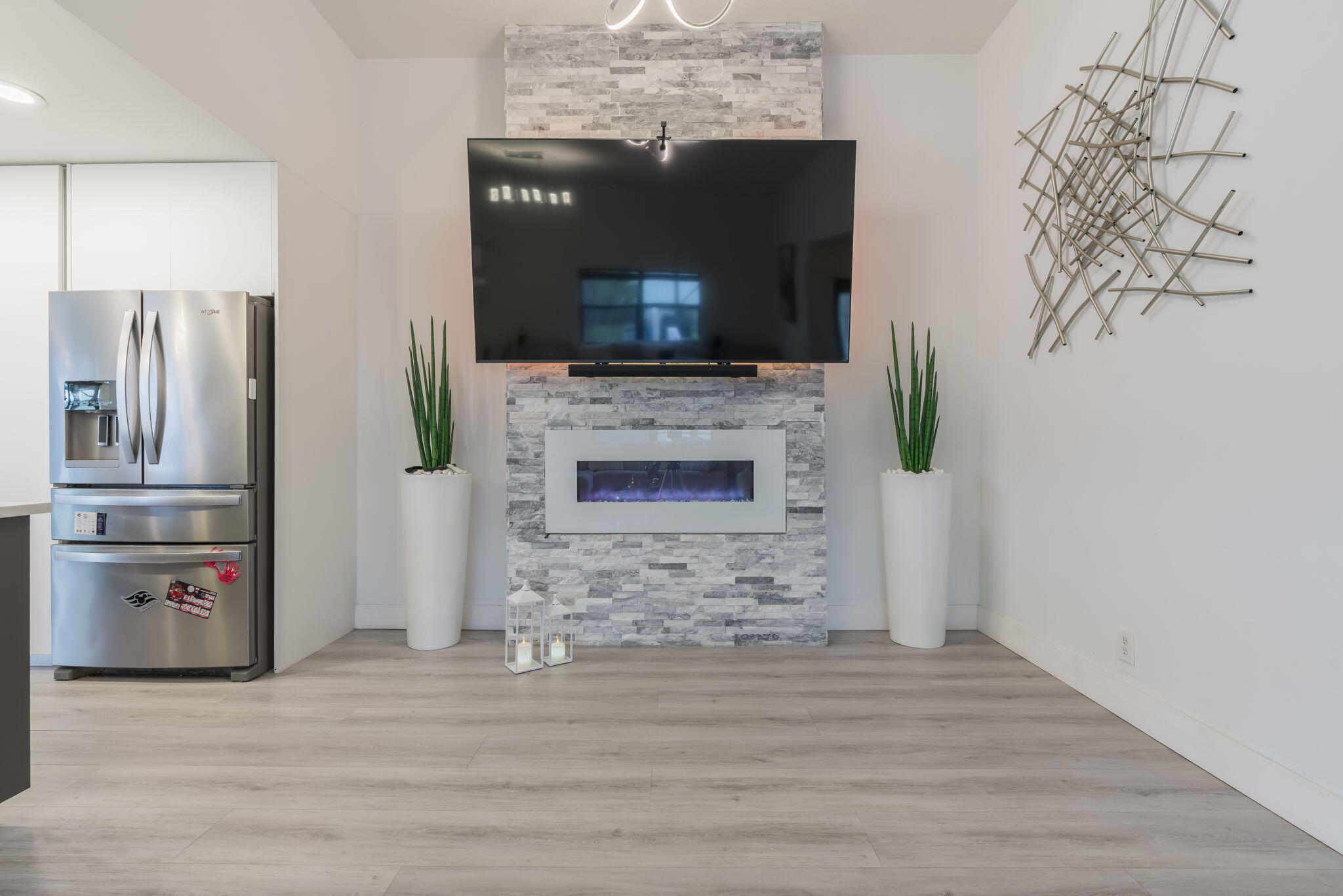 LAKES OF SHERBROOKE - Residential