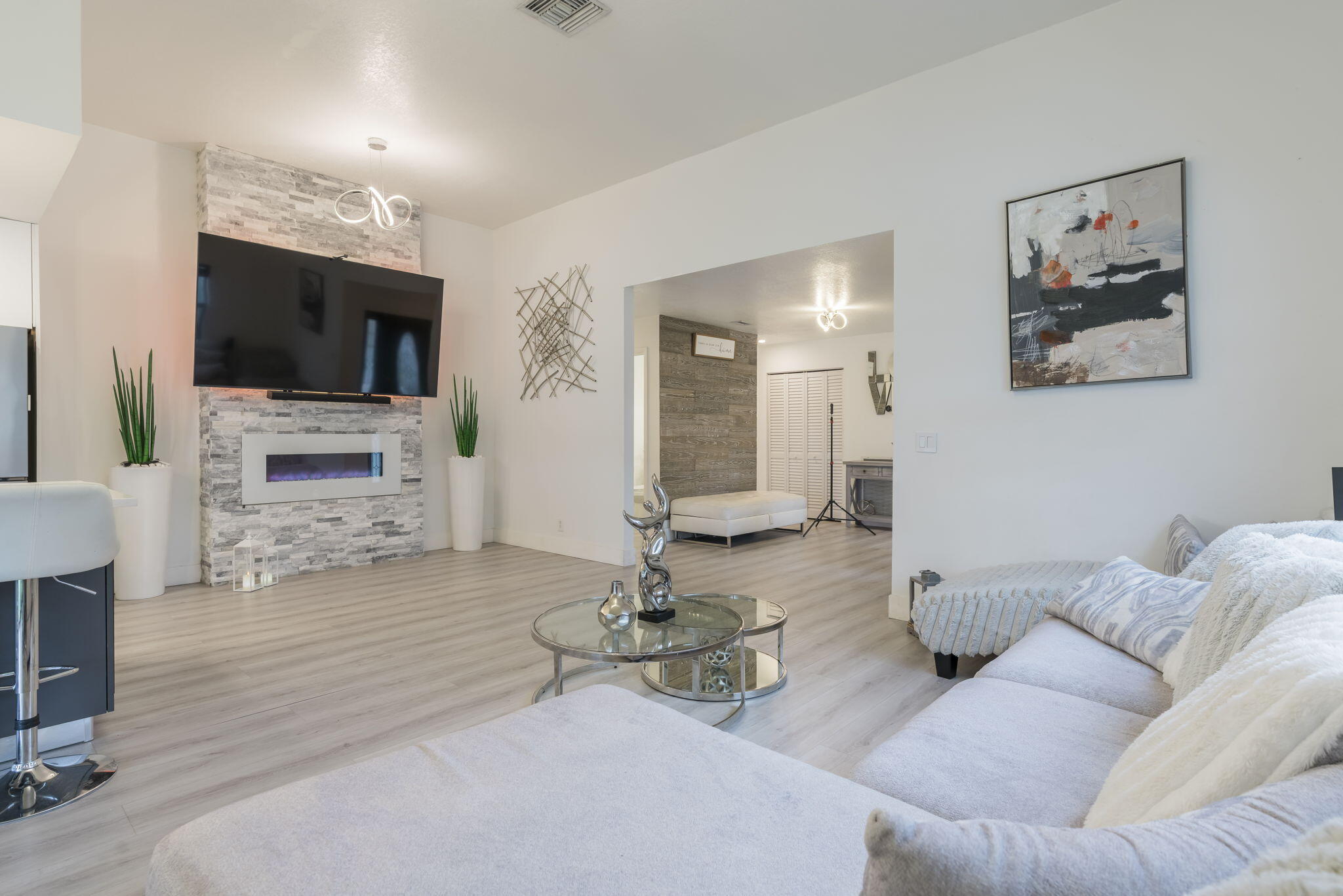 LAKES OF SHERBROOKE - Residential