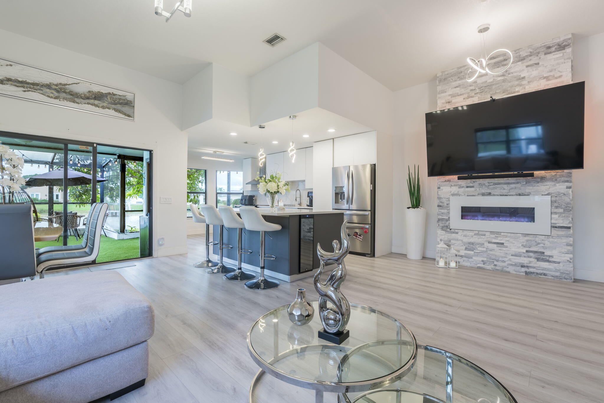 LAKES OF SHERBROOKE - Residential