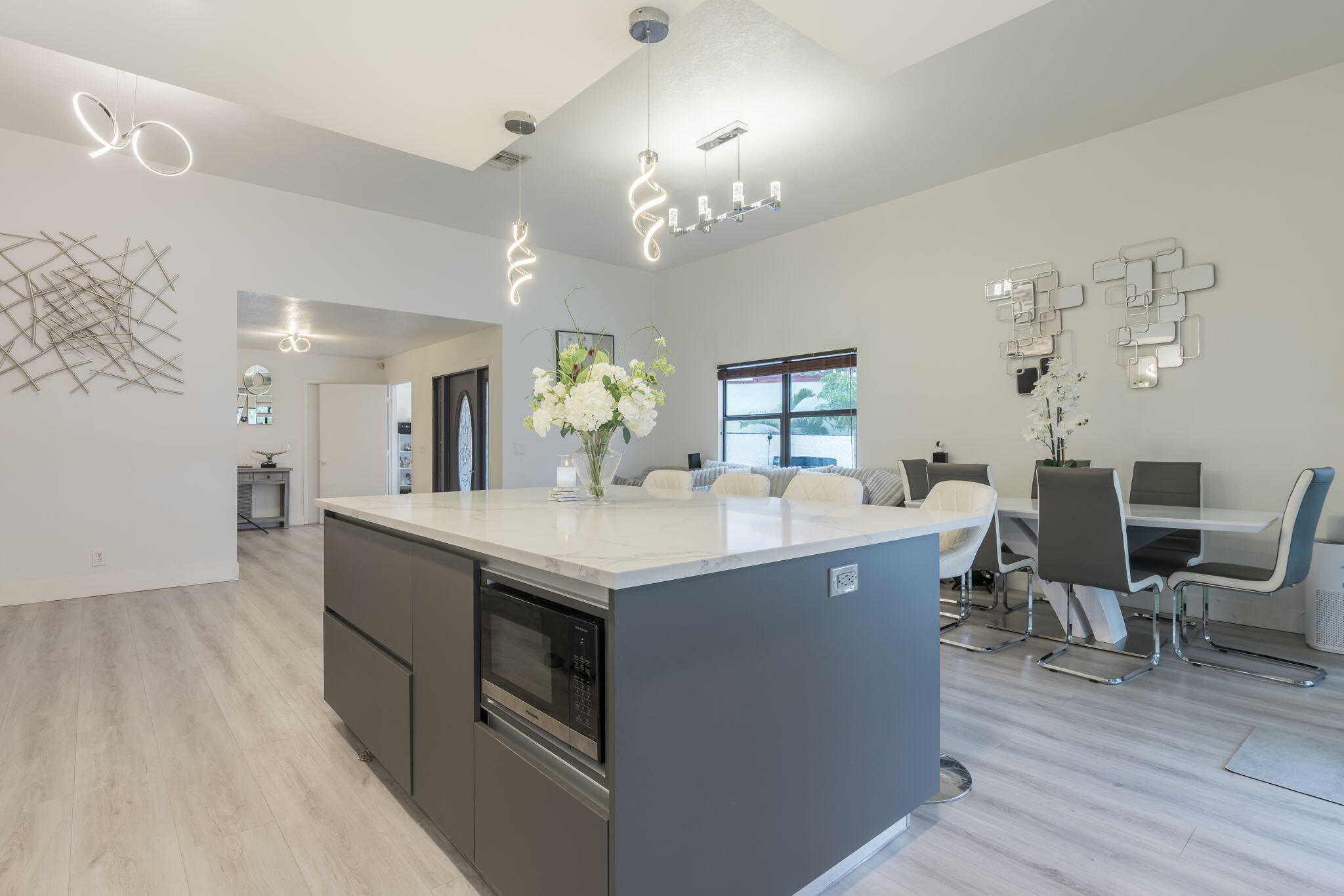 LAKES OF SHERBROOKE - Residential