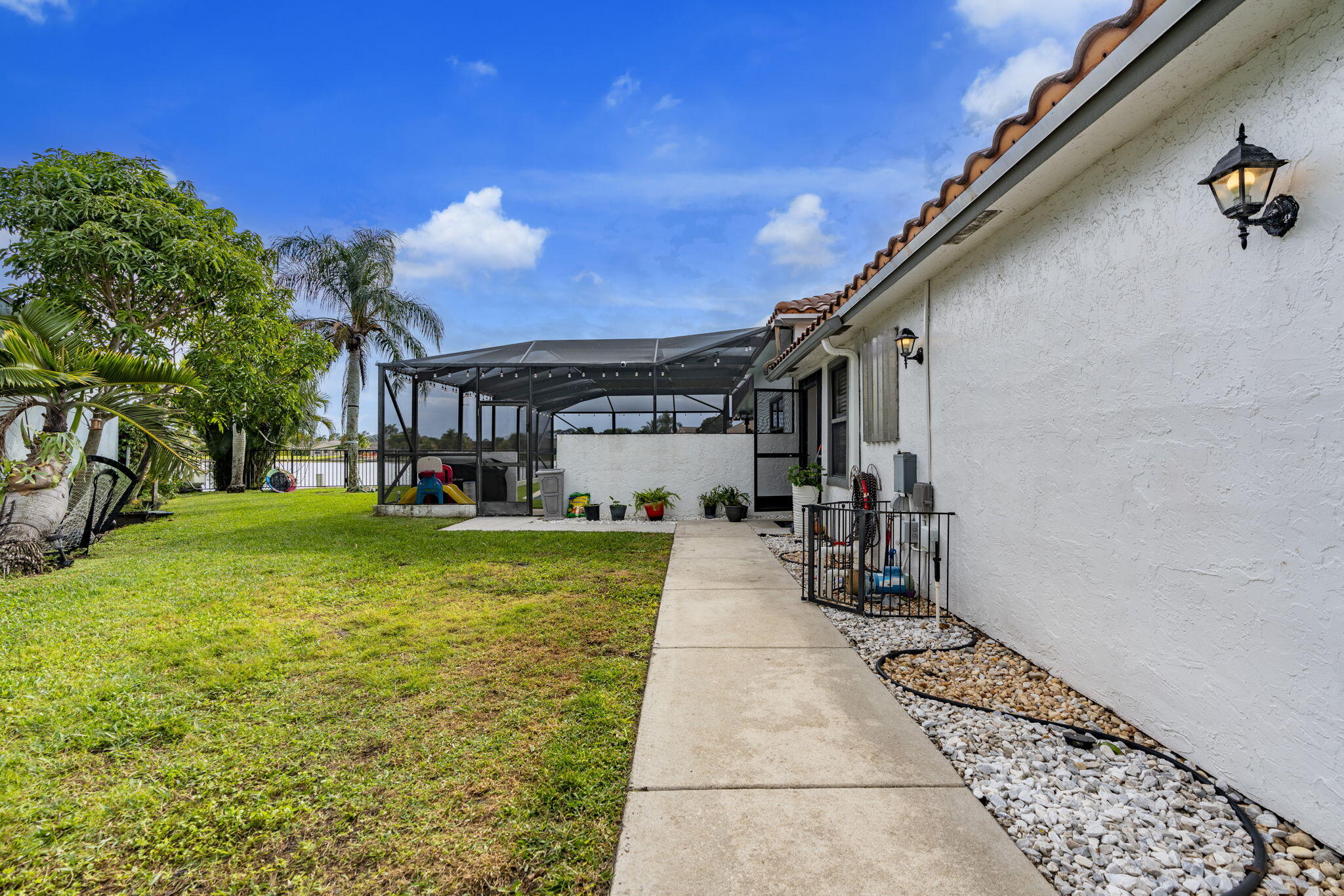 LAKES OF SHERBROOKE - Residential