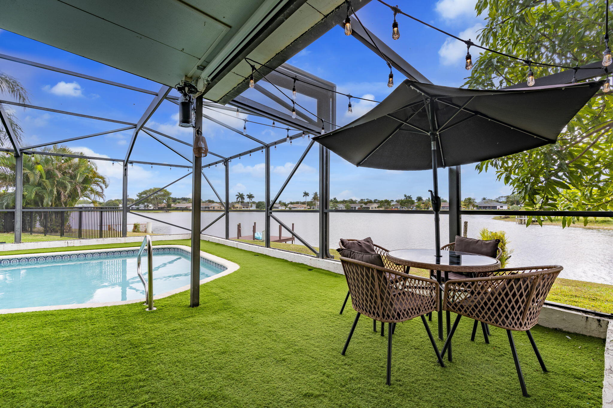 LAKES OF SHERBROOKE - Residential