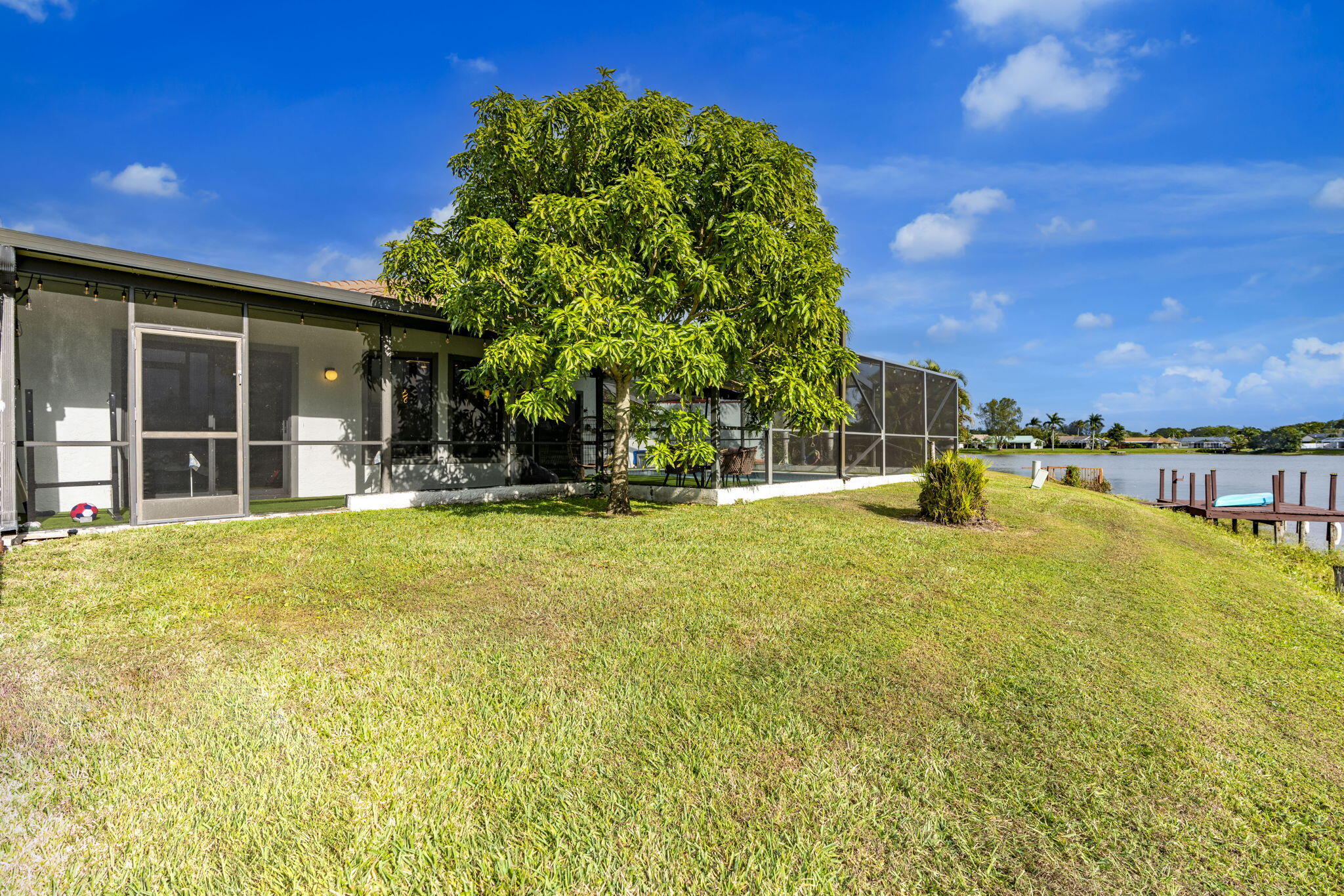 LAKES OF SHERBROOKE - Residential