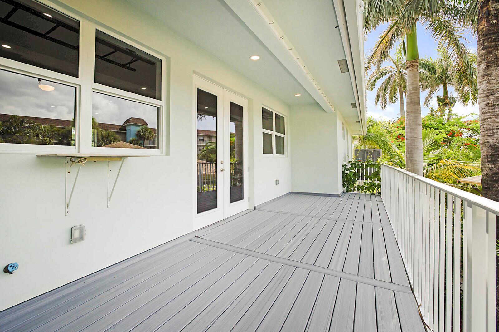 LAKESIDE GARDENS - Residential