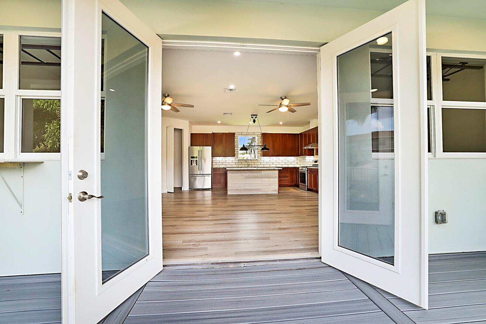 LAKESIDE GARDENS - Residential