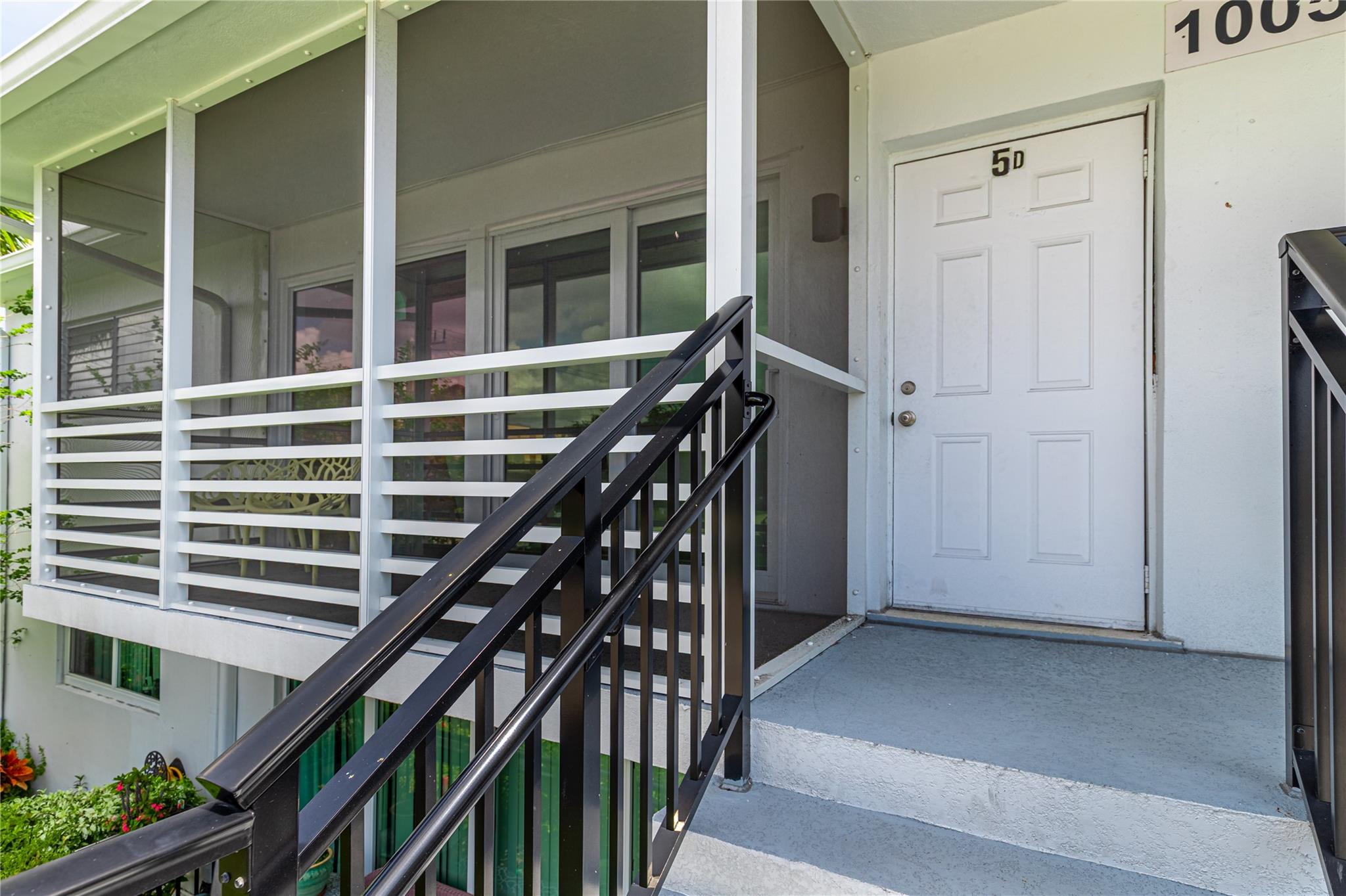 1005 SE 15th St 5D