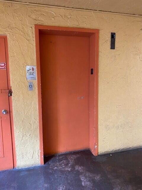 HERITAGE CIRCLE CONDO - Residential