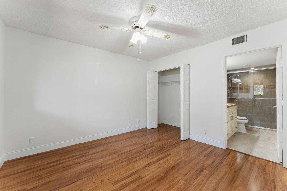 HUNTINGTON LAKES SEC FOUR CONDOS - Residential