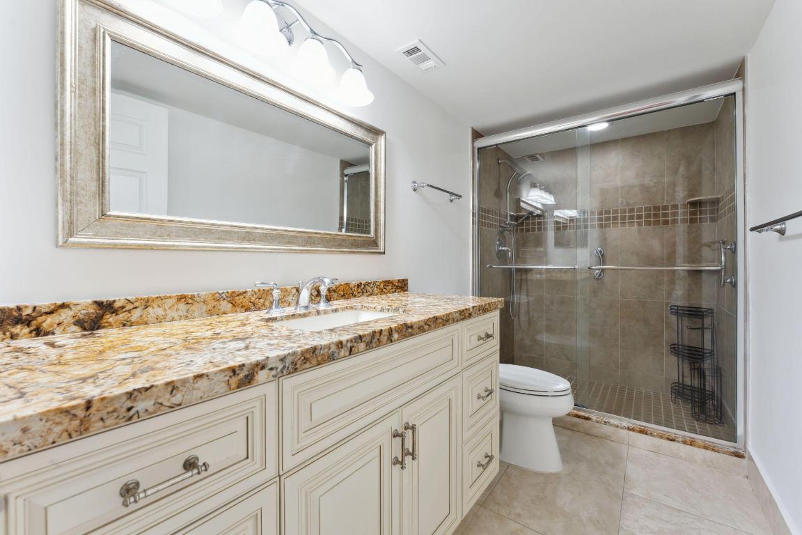 HUNTINGTON LAKES SEC FOUR CONDOS - Residential