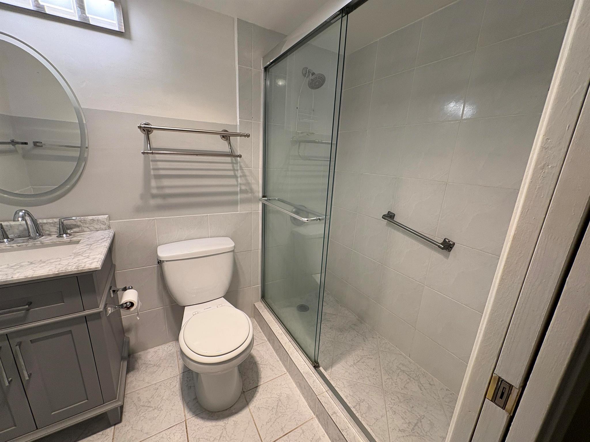 CENTURY VILLAGE / WINDSOR - Residential Lease