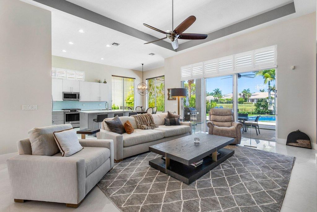 Photo of 104 Siesta Way, Palm Beach Gardens, FL 33418 (MLS # R10989127)