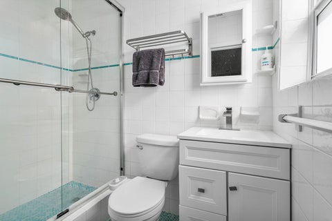 Tiny photo for 3444 Pierce Street, Hollywood, FL 33021 (MLS # B26087134)