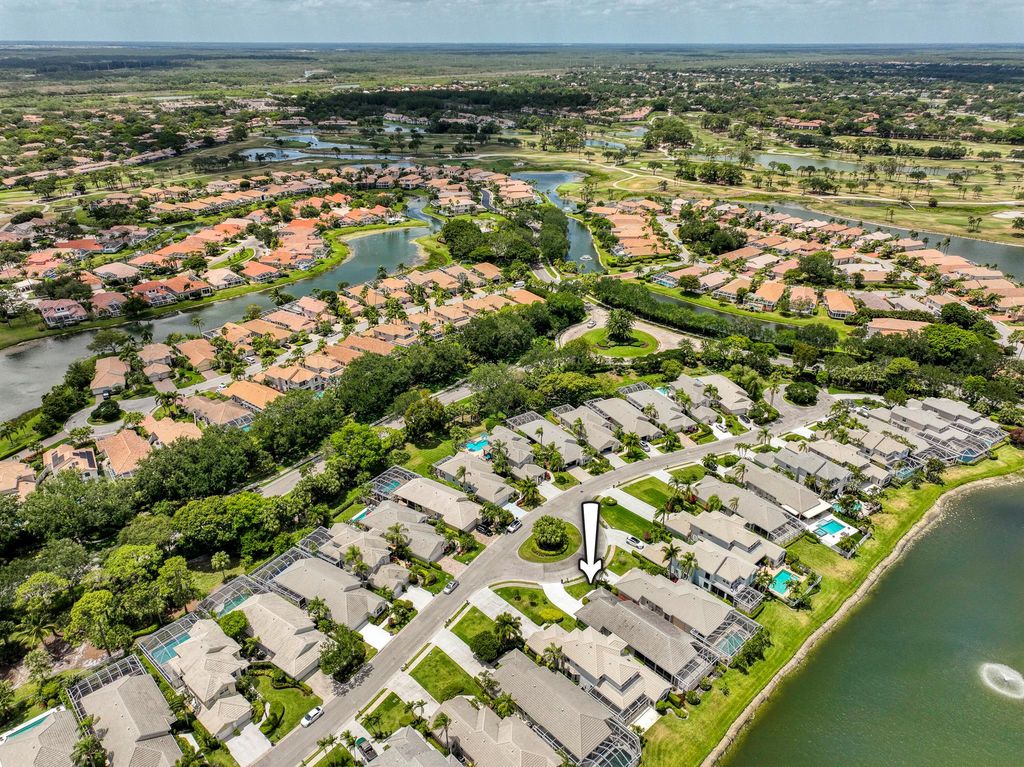 Photo of 635 Masters Way, Palm Beach Gardens, FL 33418 (MLS # R11088336)