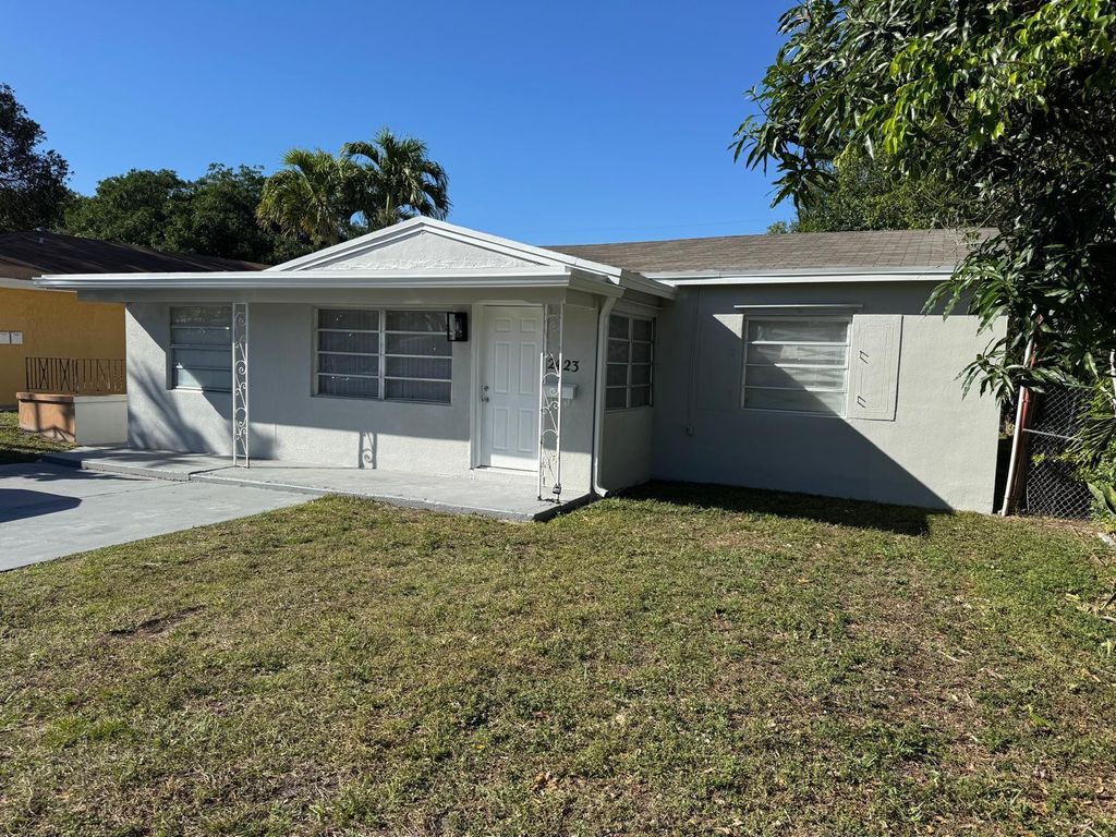 Photo of 2423 Scott Street, Hollywood, FL 33020 (MLS # B26024460)