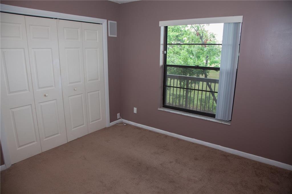 LAKES OF CARRIAGE HILLS - Residential