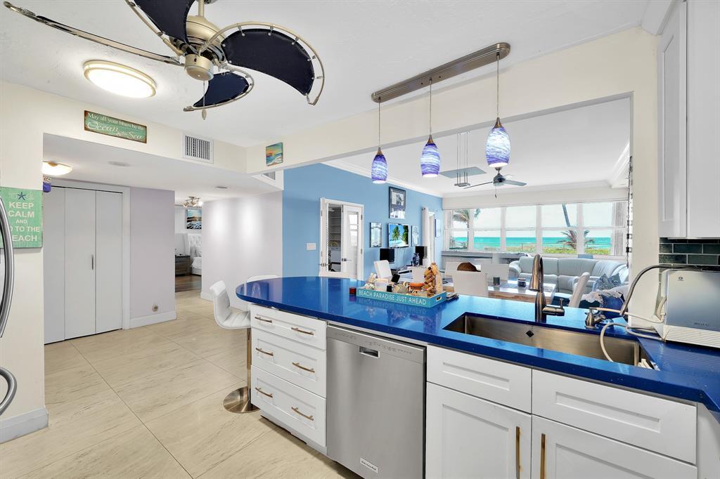 THREE THOUSAND CONDO - Residential