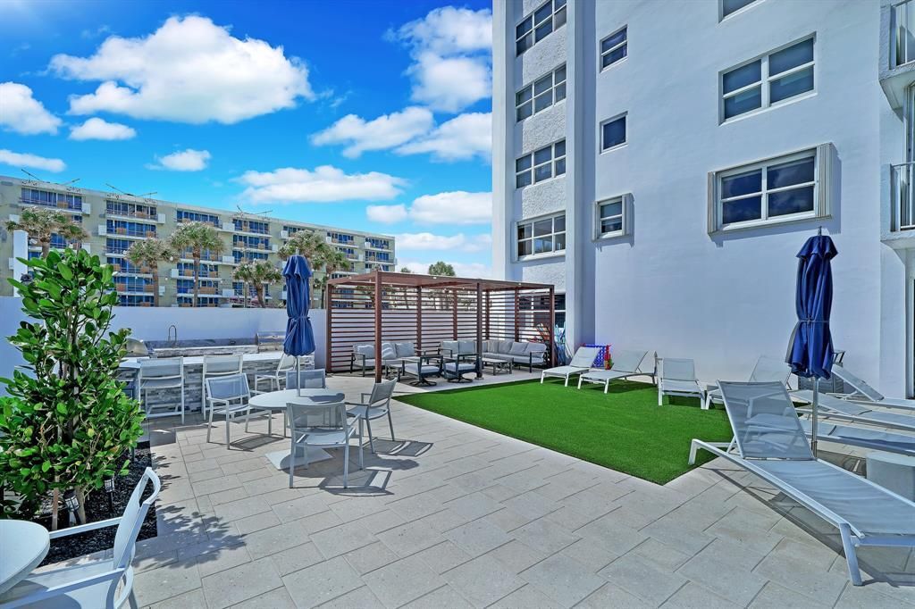 Photo of 3000 S Ocean Boulevard #1020, Boca Raton, FL 33432 (MLS # B26010123)