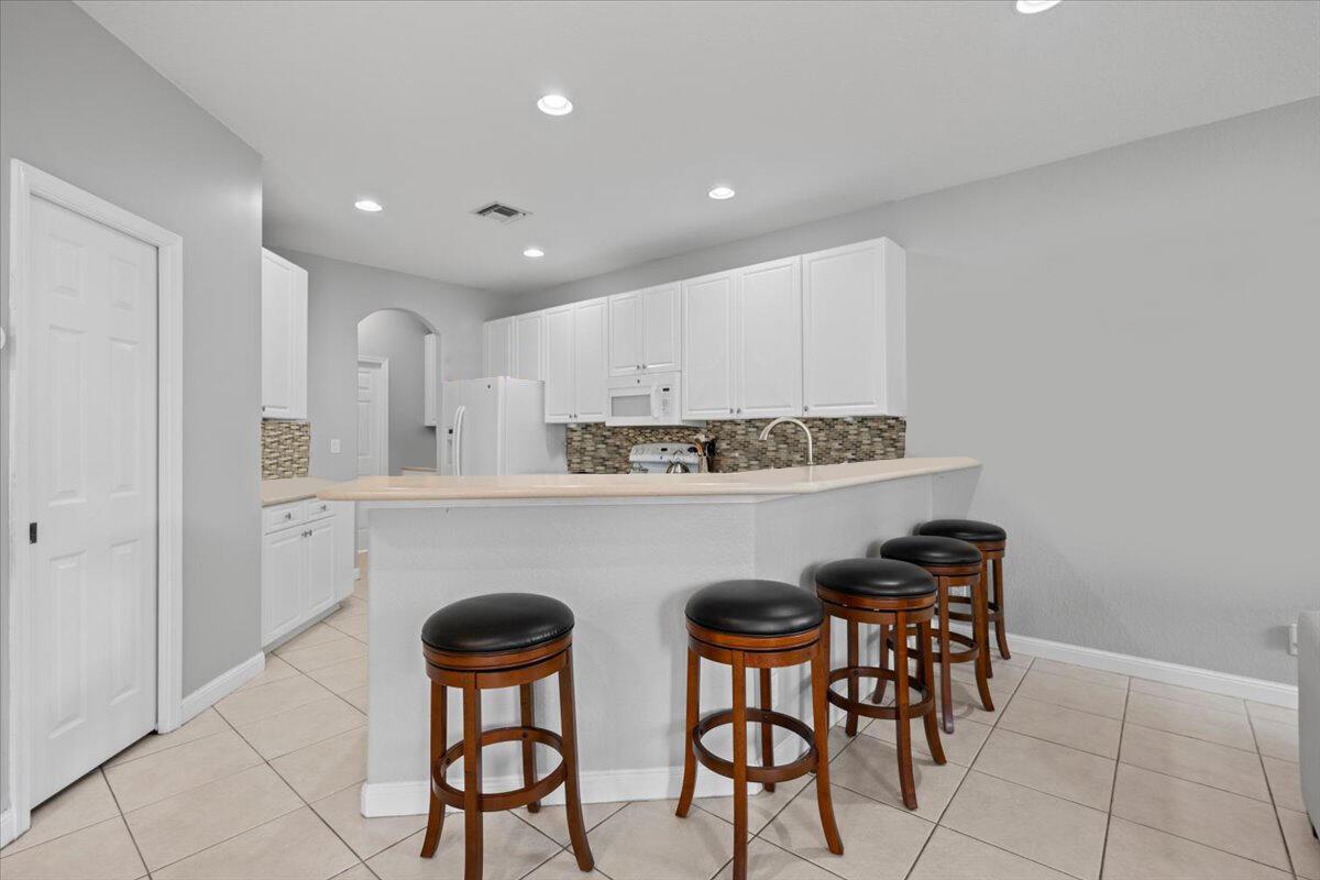 6678 Traveler Road