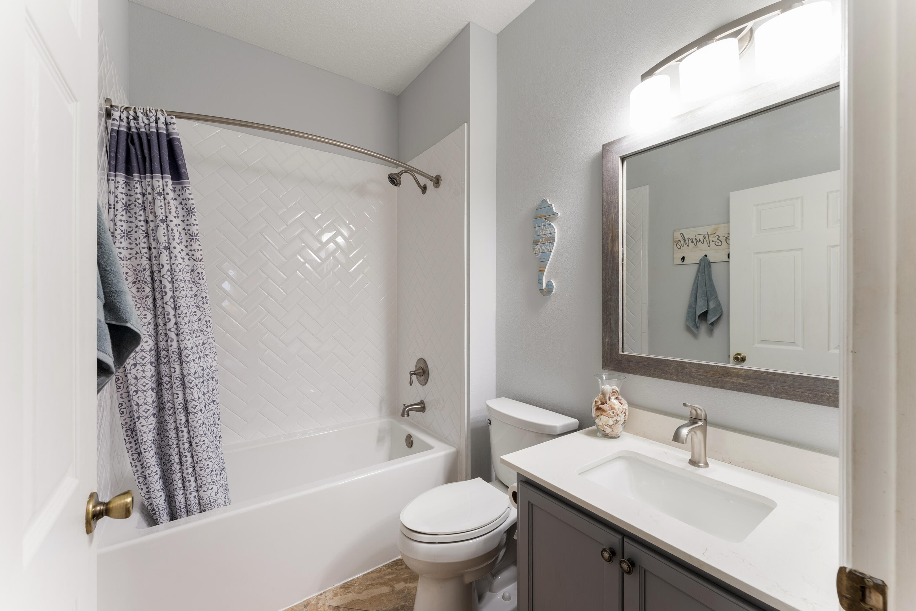 POINTE WEST CENTRAL VILLAGE PHASE IV - Residential