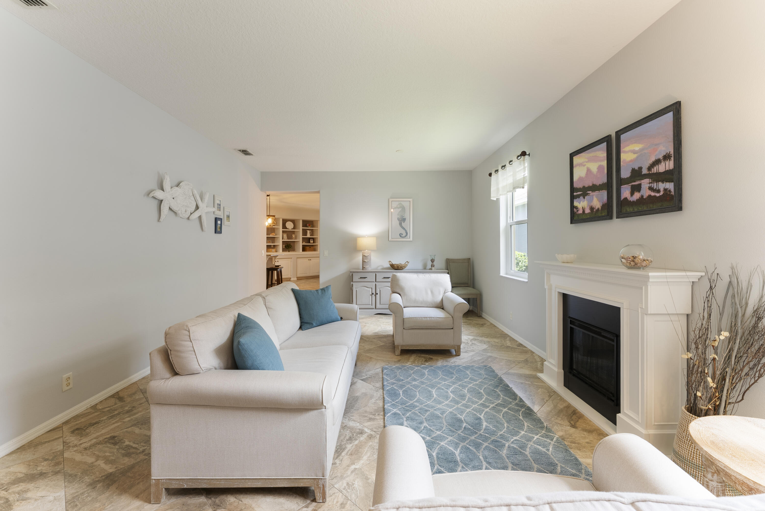 POINTE WEST CENTRAL VILLAGE PHASE IV - Residential