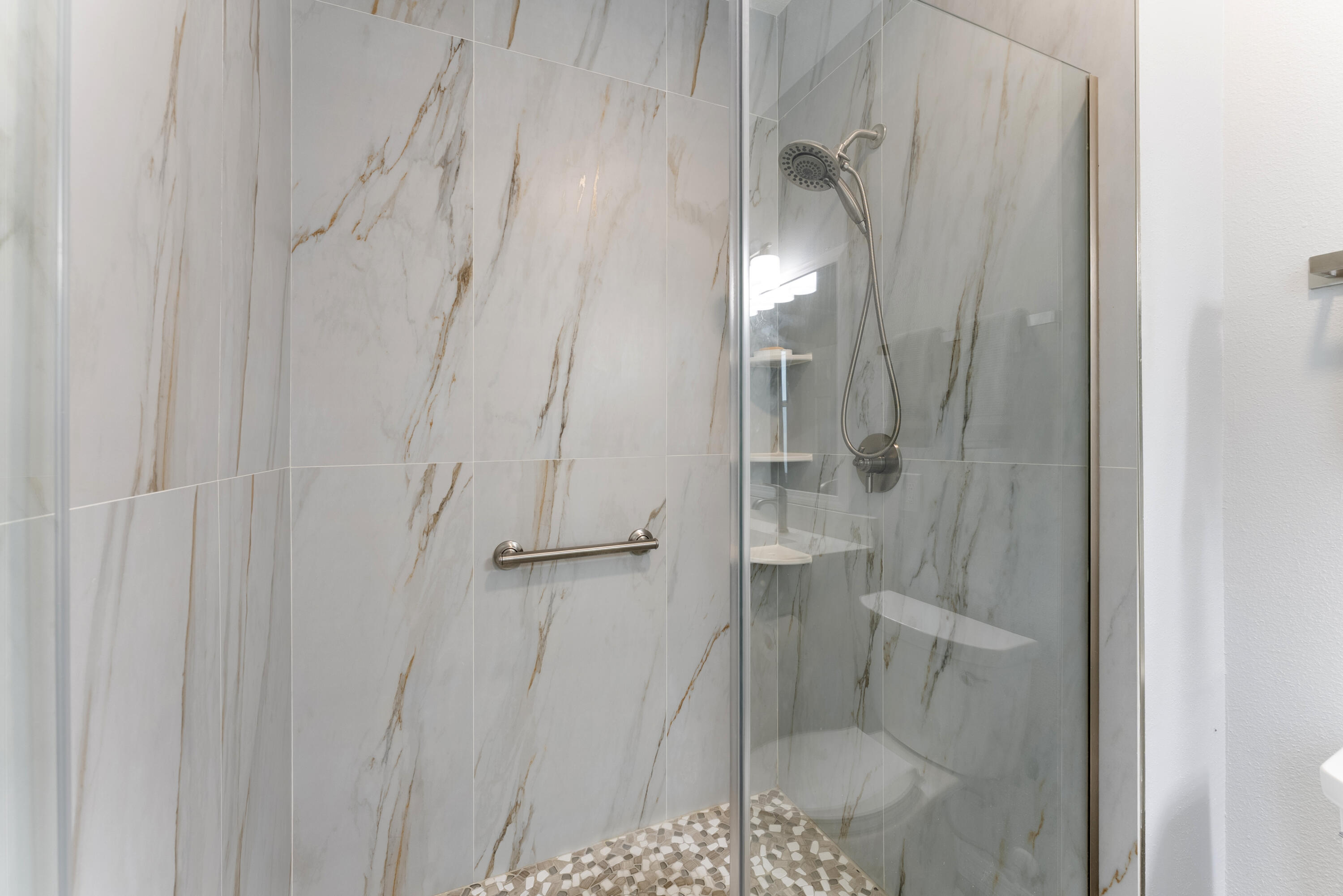 POINTE WEST CENTRAL VILLAGE PHASE IV - Residential